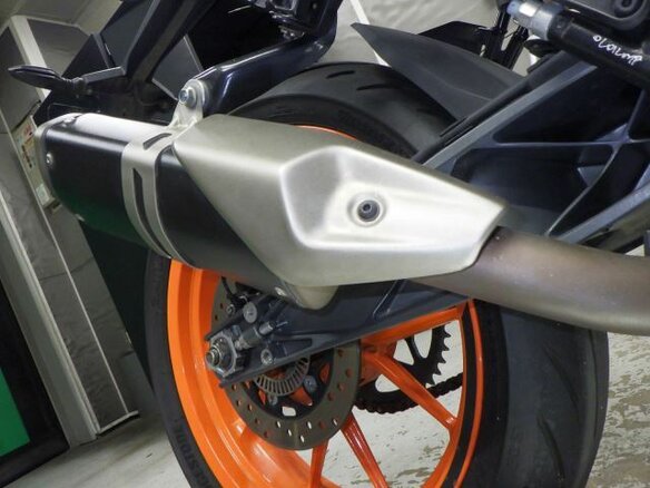 2021 KTM 390 Duke, чёрный, 460000 рублей - вид 7