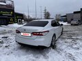2021 Toyota Camry VIII (XV70) Рестайлинг, белый, 2090000 рублей - вид 5