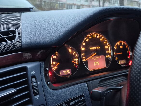 2000 Mercedes-Benz E-Класс 200 II (W210, S210) Рестайлинг, серебристый, 800000 рублей - вид 34