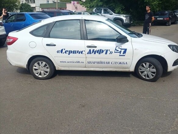 2021 Lada (ВАЗ) Granta I Рестайлинг, белый, 450000 рублей - вид 5