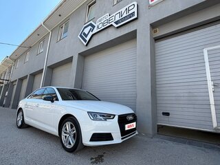 2017 Audi A4 V (B9), белый, 2350000 рублей, вид 4