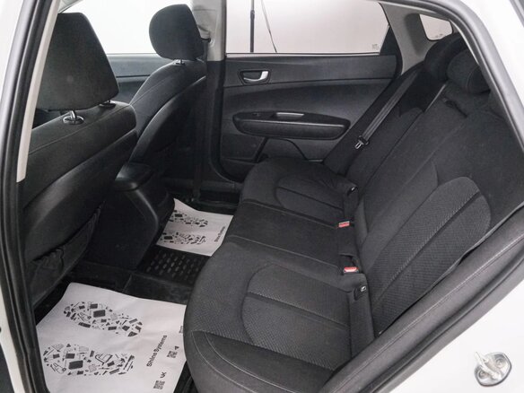 2019 Kia Optima IV Рестайлинг, белый - вид 19