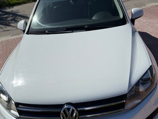2013 Volkswagen Touareg II, белый, 1650000 рублей, вид 1