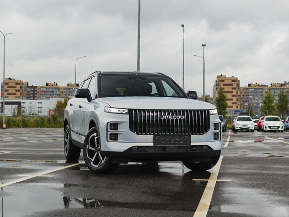 2025 Jaecoo J7 I, серебристый - вид 3