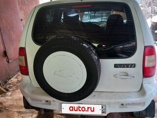 2009 Chevrolet Niva I Рестайлинг, белый, 299999 рублей, вид 3