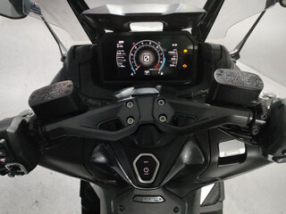 2022 Yamaha TMAX, зелёный, 1200000 рублей, вид 5