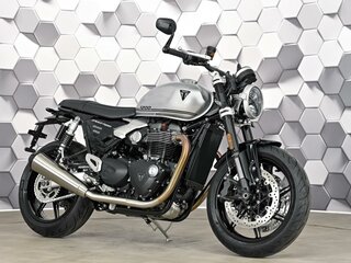 2025 Triumph Speed Twin, серебристый, 1629000 рублей, вид 1