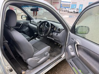 2001 Toyota RAV4 II (XA20), серый, 650000 рублей, вид 5
