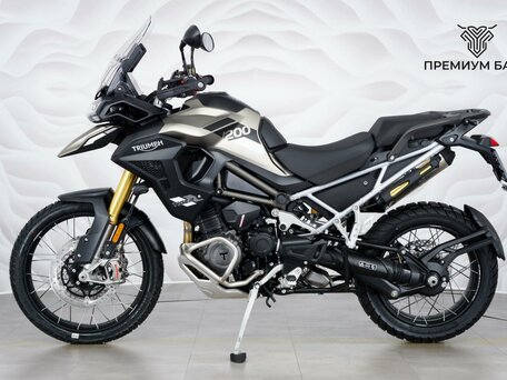 2024 Triumph Tiger 1200, серый, 1799000 рублей, вид 2