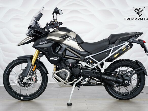 2024 Triumph Tiger 1200, серый, 1799000 рублей - вид 1
