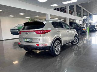2017 Kia Sportage IV, серебристый, 1950000 рублей, вид 2