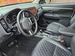 2012 Mitsubishi Outlander III, чёрный, 1475000 рублей, вид 4