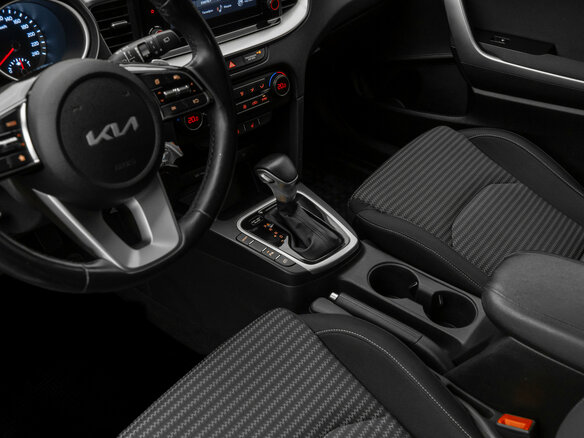 2021 Kia Ceed III Рестайлинг, синий - вид 12
