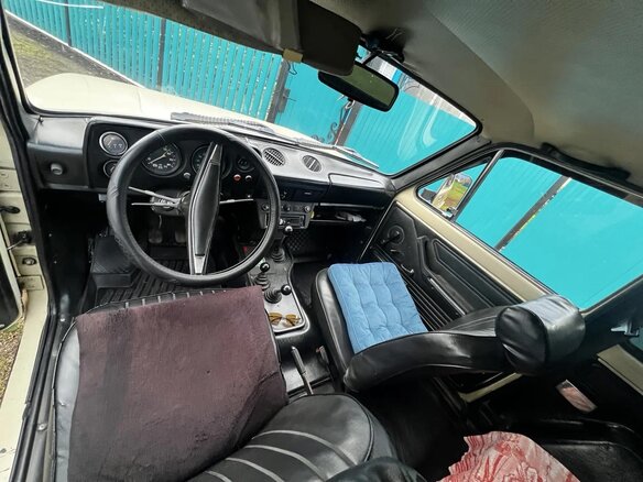 1985 Lada (ВАЗ) 2121 (4x4) I, бежевый, 500000 рублей - вид 9