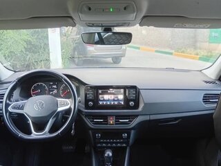 2020 Volkswagen Polo VI, красный, 1600000 рублей, вид 4
