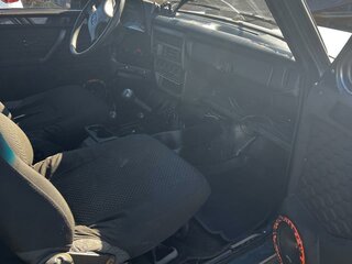 2010 Lada (ВАЗ) 2131 (4x4) 213105 I, серый, 300000 рублей, вид 5