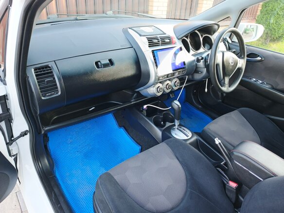 2006 Honda Fit I, белый, 475000 рублей - вид 12