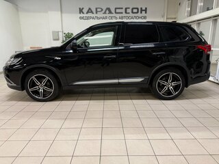 2017 Mitsubishi Outlander III Рестайлинг 2, чёрный, 1696000 рублей, вид 5