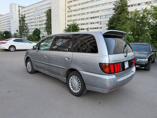 2002 Nissan Bassara, серый, 440000 рублей, вид 2