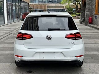 2019 Volkswagen Golf VII Рестайлинг, белый, 1230000 рублей, вид 4