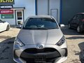 2022 Toyota Yaris IV, серебристый, 765000 рублей