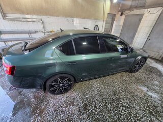 2020 Skoda Octavia III (A7) Рестайлинг, зелёный, 1895000 рублей, вид 1