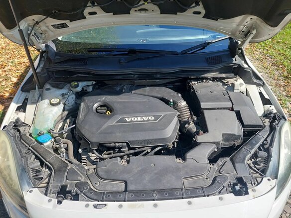 2014 Volvo V40 II, белый, 1200000 рублей - вид 17