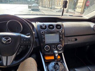 2010 Mazda CX-7 I Рестайлинг, белый, 650000 рублей, вид 3