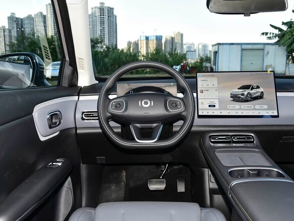 2026 Changan Qiyuan Q05 51.9 kWh II, серебристый, 2300000 рублей - вид 10
