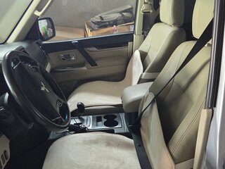 2017 Mitsubishi Pajero IV Рестайлинг 2, серебристый, 3100000 рублей, вид 5