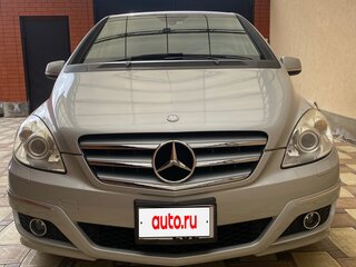 2011 Mercedes-Benz B-Класс 180 I (W245) Рестайлинг, серебристый, 800000 рублей, вид 2