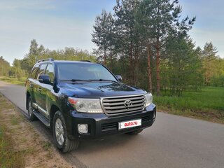 2014 Toyota Land Cruiser 200 Series Рестайлинг 1, чёрный, 3280000 рублей, вид 2
