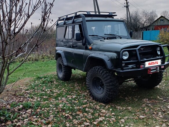2010 УАЗ Хантер 315196, золотистый