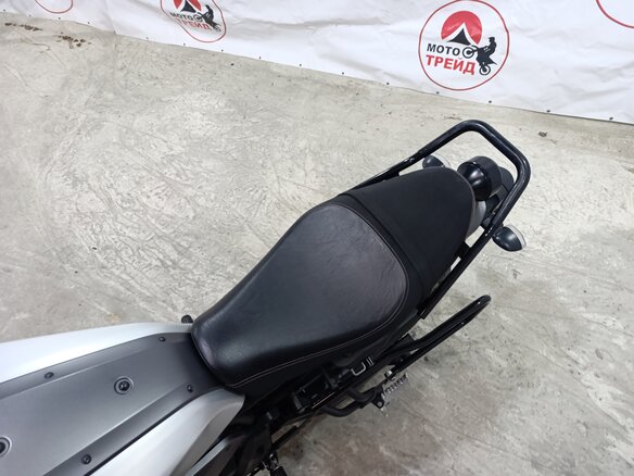 2018 Yamaha XSR700, серебристый, 640000 рублей - вид 16