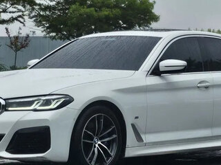 2023 BMW 5 серии 520i VII (G30/G31/G38) Рестайлинг, белый, 4888777 рублей, вид 2