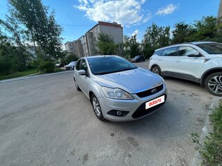 2010 Ford Focus II Рестайлинг, серый, 480000 рублей, вид 3