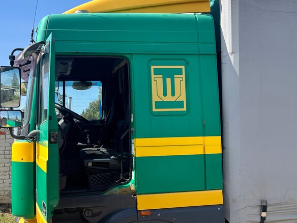 2000 DAF XF 95, зелёный, 2700000 рублей - вид 11