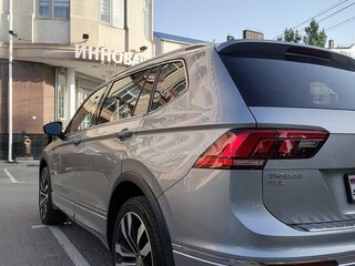 2020 Volkswagen Tiguan Allspace II, серый, 3350000 рублей, вид 5