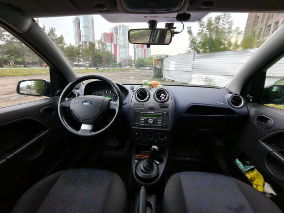 2008 Ford Fiesta Mk5, синий, 490000 рублей - вид 12