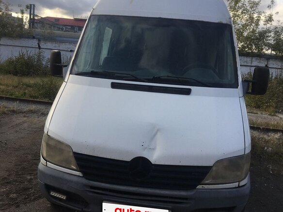 1998 Mercedes-Benz Sprinter, белый, 400000 рублей - вид 3