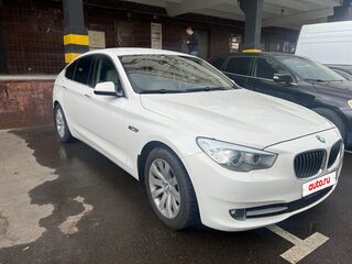2012 BMW 5 серии Gran Turismo 530d xDrive VI (F10/F11/F07), белый, 1999900 рублей, вид 3