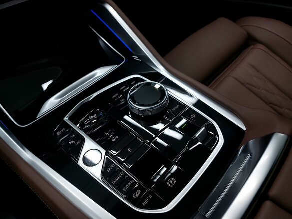 2026 BMW X6 40i III (G06) Рестайлинг, серый, 15600000 рублей - вид 15