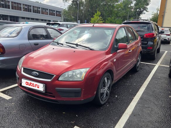 2007 Ford Focus II, красный - вид 1