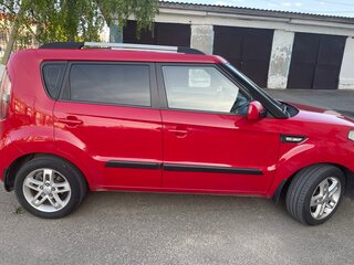 2011 Kia Soul I, красный, 840000 рублей, вид 3