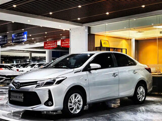 2022 Toyota Vios III Рестайлинг, серебристый, 1150000 рублей, вид 1