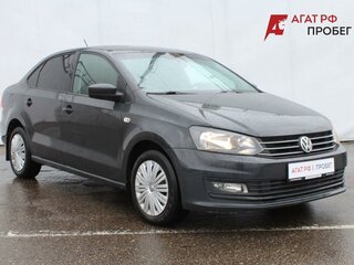 2017 Volkswagen Polo V Рестайлинг, серый, 940000 рублей, вид 3