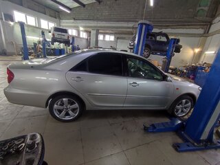 2003 Toyota Camry V (XV30), серебристый, 850000 рублей, вид 2
