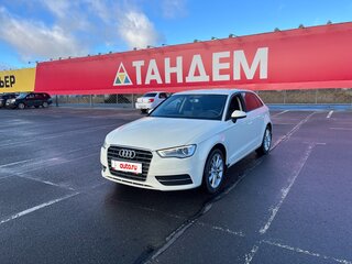 2013 Audi A3 III (8V), белый, 900000 рублей, вид 2