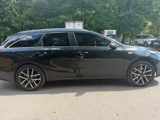 2019 Kia Ceed III, чёрный, 1350000 рублей, вид 4