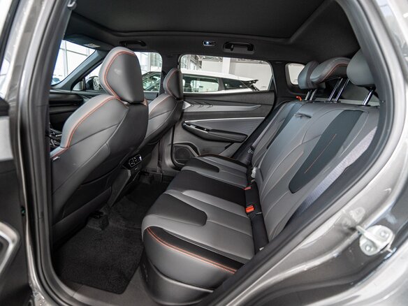 2026 Geely Cityray, серый - вид 17